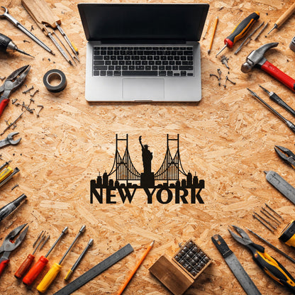 New York City Skyline Özgürlük Heykeli Metal Duvar Tablosu