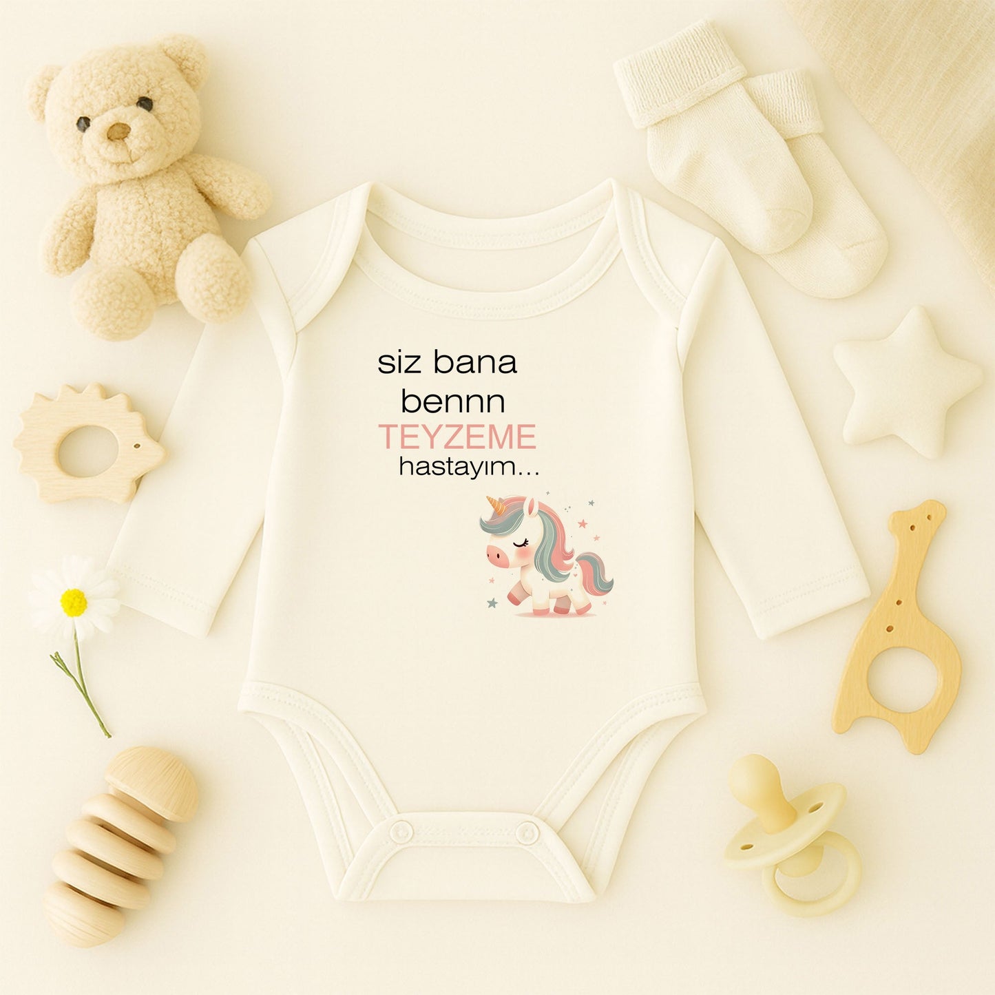 “Teyzeme” Yazılı Unicorn Temalı Bebek Zıbını – 1–36 Ay | DTF Baskı, Hassas Cilt Dostu